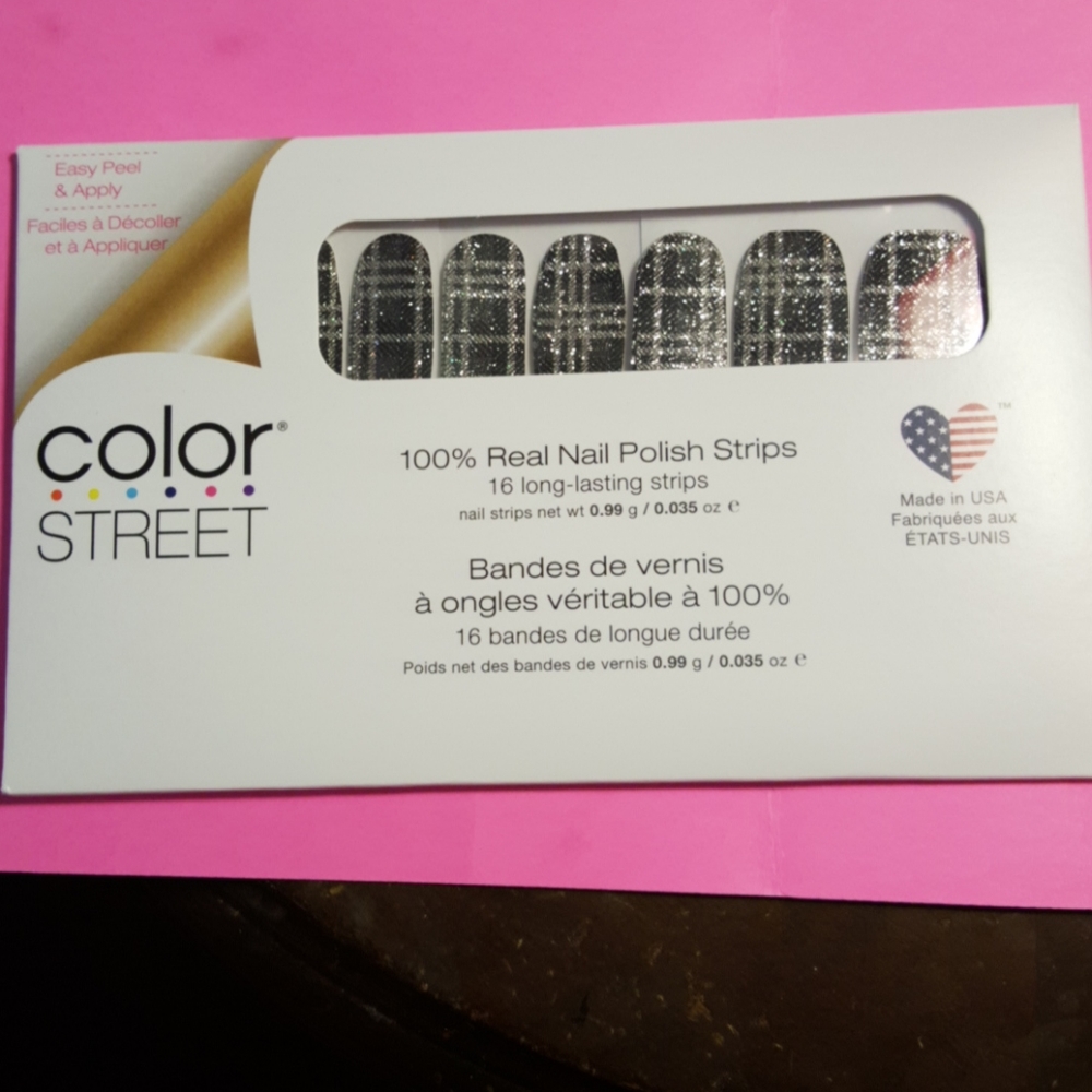 Color Street Nails strips